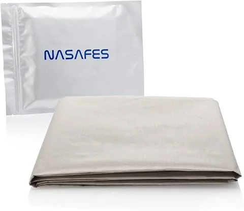Tessuto Faraday per realizzare gabbia di Faraday, borse Faraday o custodia di Faraday. Tessuto conduttivo grazie ai fili di rame lo rende un tessuto rame per segnali RFID, WiFi. 108x92cm